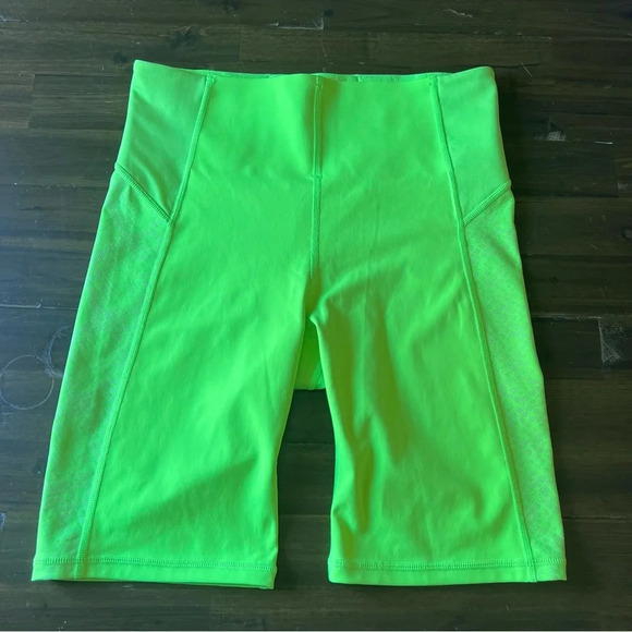 Athleta Stay Fly 9 Inches Biker Shorts - Picture 2 of 12